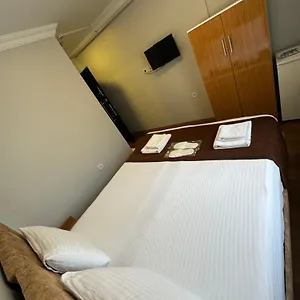 Hotel Tavra, Istambul