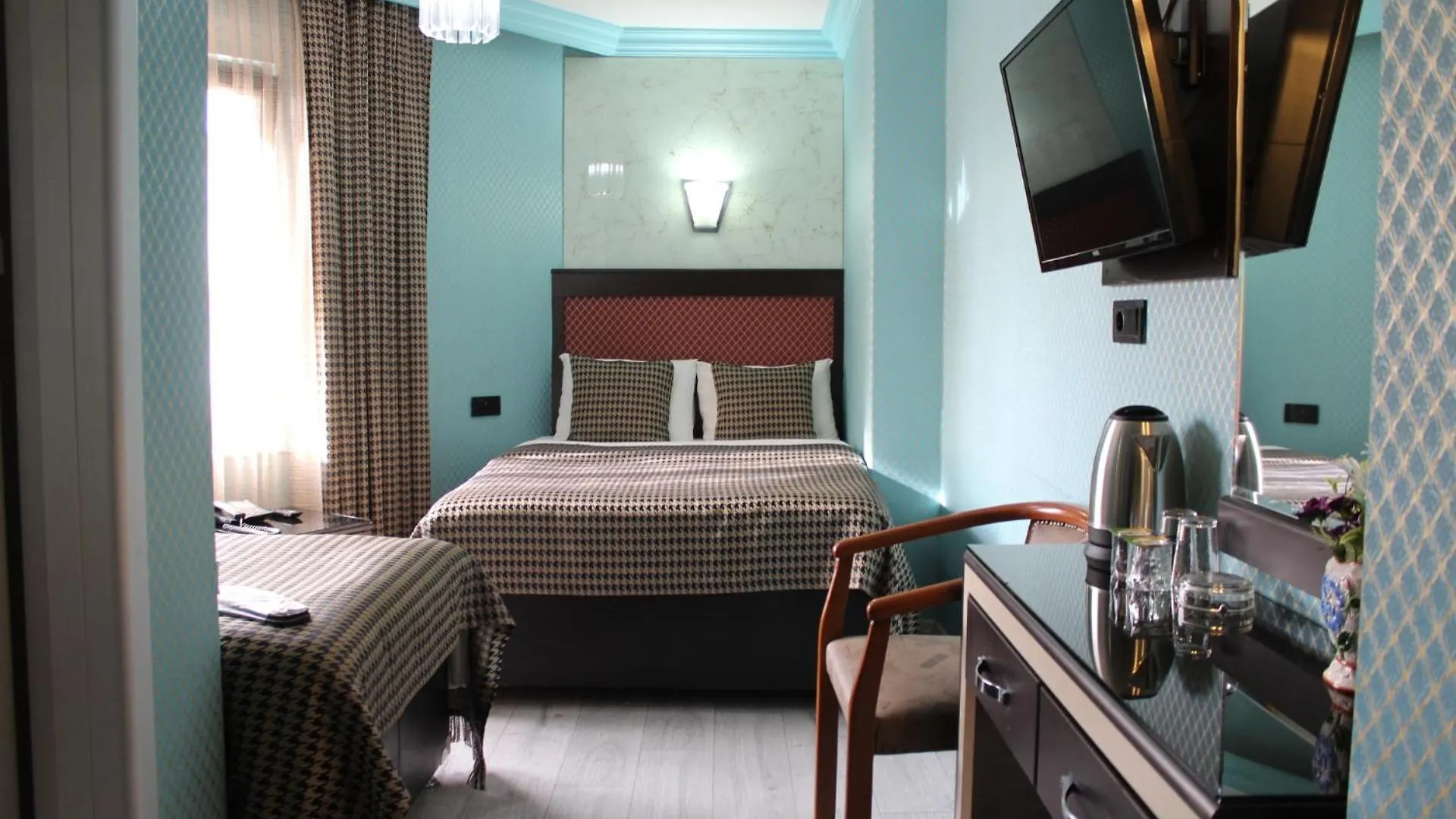Hotel Falcon  איסטמבול